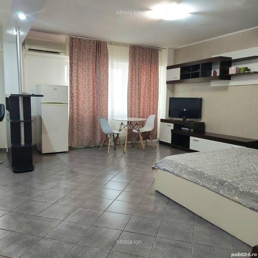 Vanzare Garsoniera intre Mall Vitan si Nerva Traian - 1