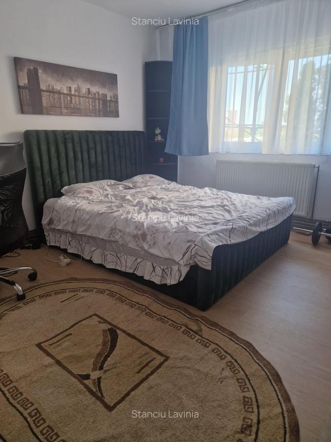 Garsoniera Tractorul-Coresi,decomandata,etaj 1,60000 Euro - 1