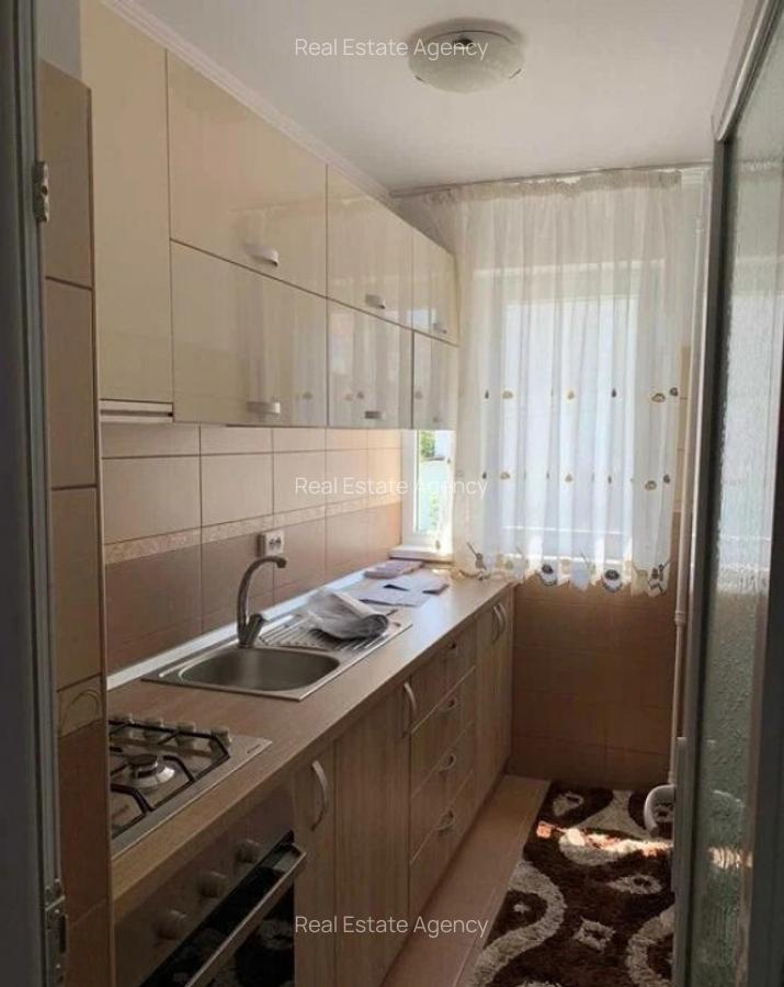 2 camere in zona Complexului Studentesc - 3