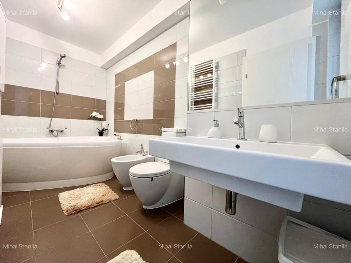 NOU / DEOSEBIT / TERASE GENEROASE / COMPLET MOBILAT SI UTILAT - 44