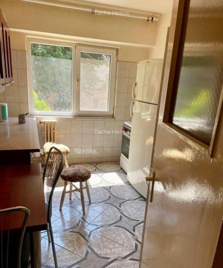 Tomis Nord Badea Cartan, apartament 3 camere decomandat et.1 - 5