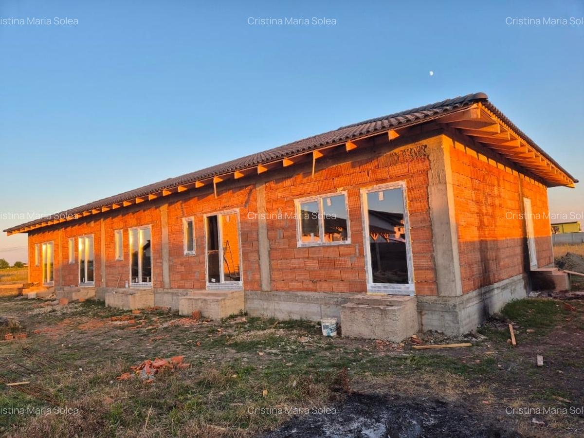 Casă cu 2 camere în Moșnița Nouă - 3