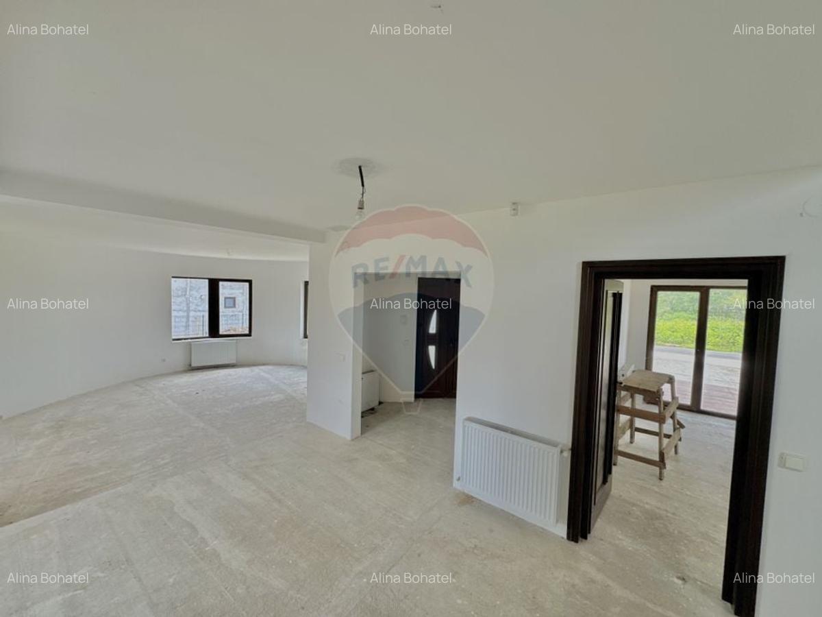 OFERTA!!Vila deosebita de vanzare in Sasar cu teren 1200 mp! - 27