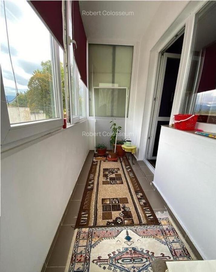 Apartament 4 camere decomandat-Zona Tractorul - 11