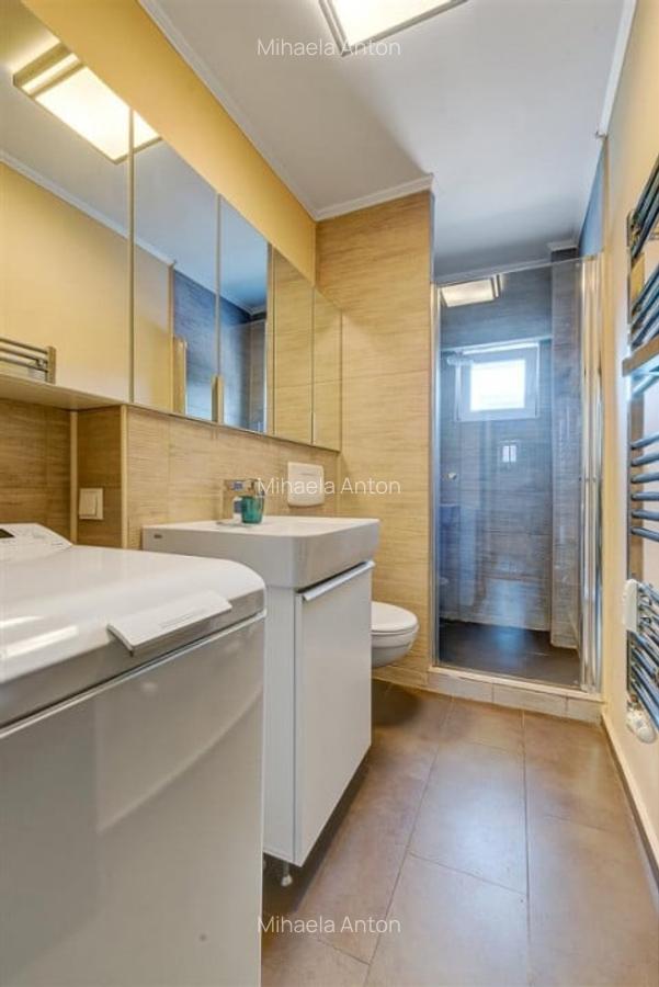 Aviatiei, Crystal Palace, Etaj 1/4, Mall Promenada, Metrou Aurel Vlaicu - 10