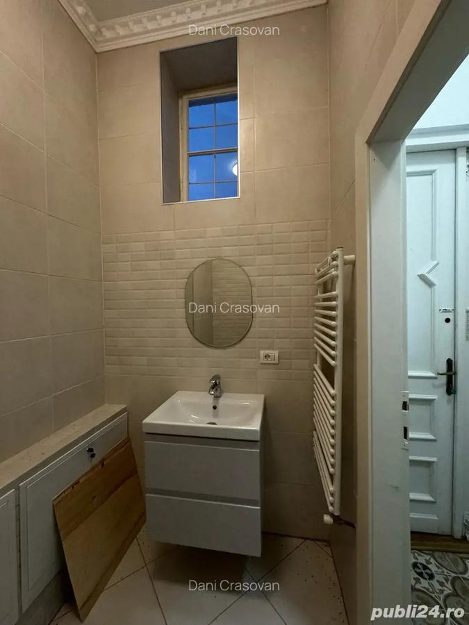 Inchiriez apartament cu 3 camere renovat - 8