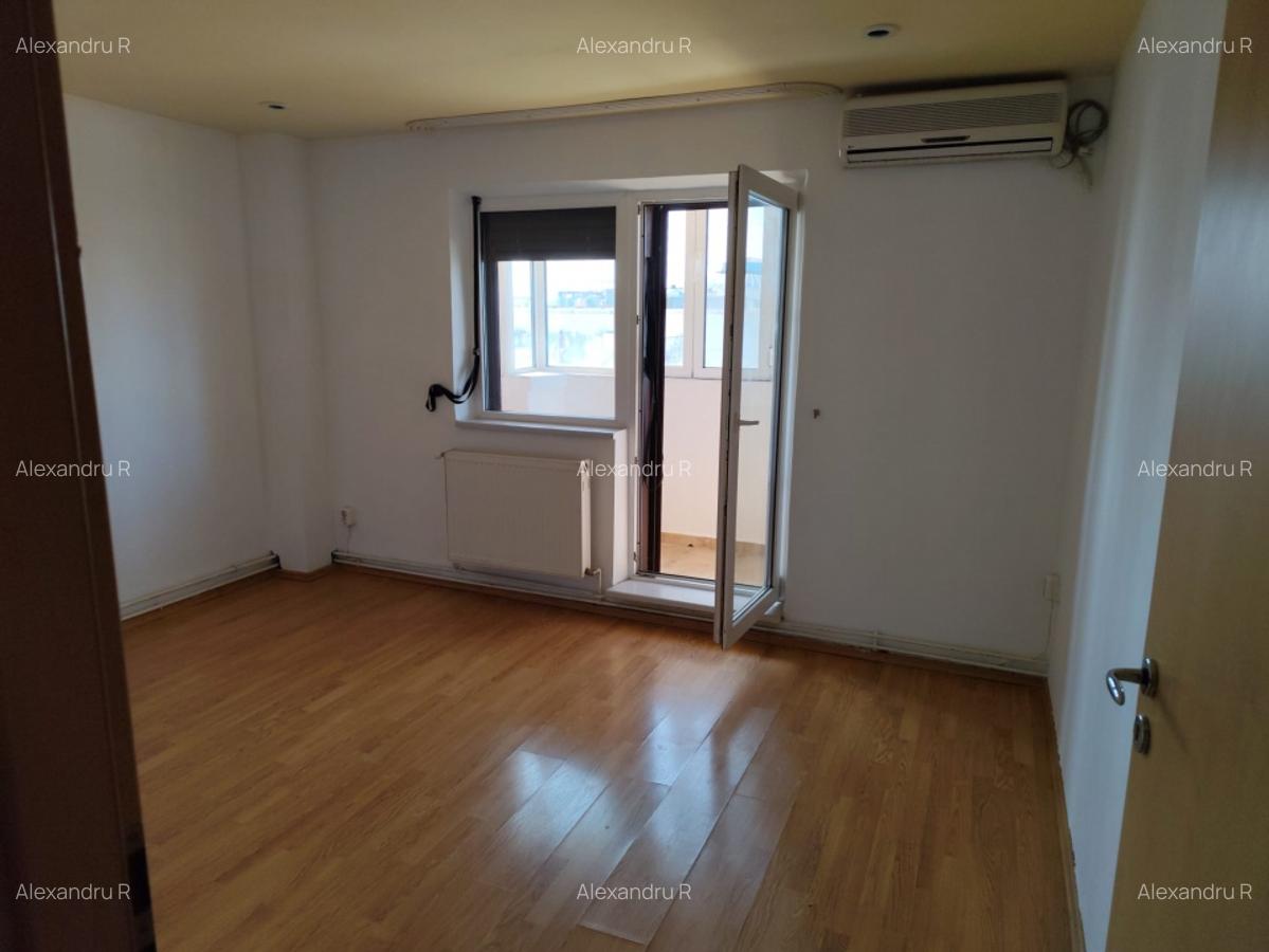 Birou complet mobilat, 85 mp, 3 camere, langa Mall Vitan , centrala - 10