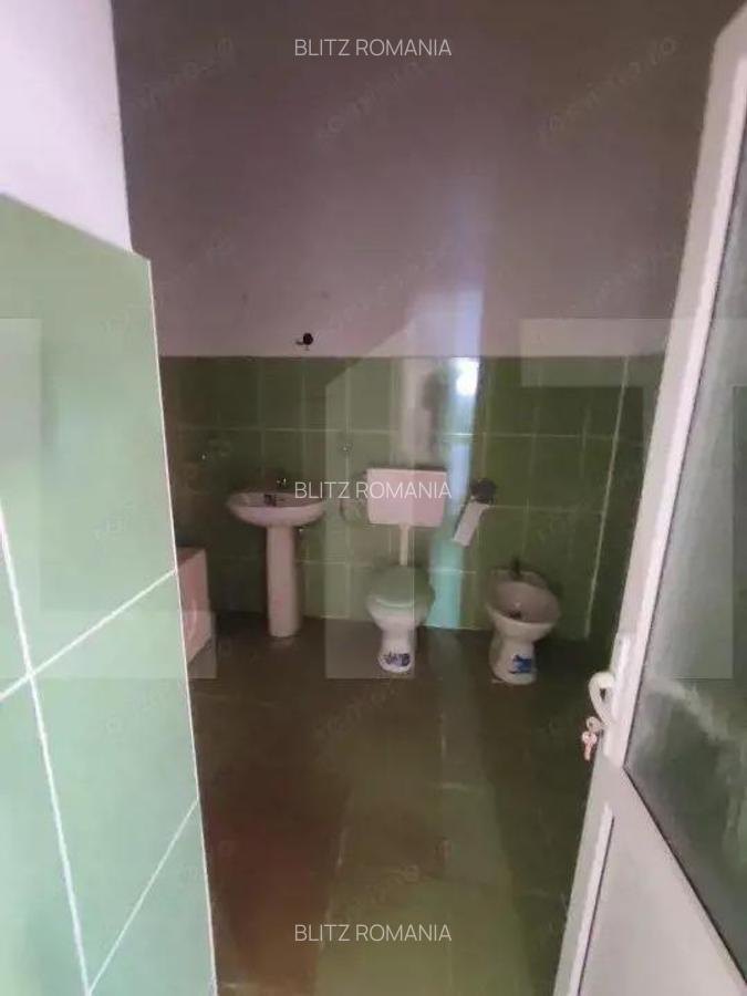 Spatiu comercial 83 mp, central - 2