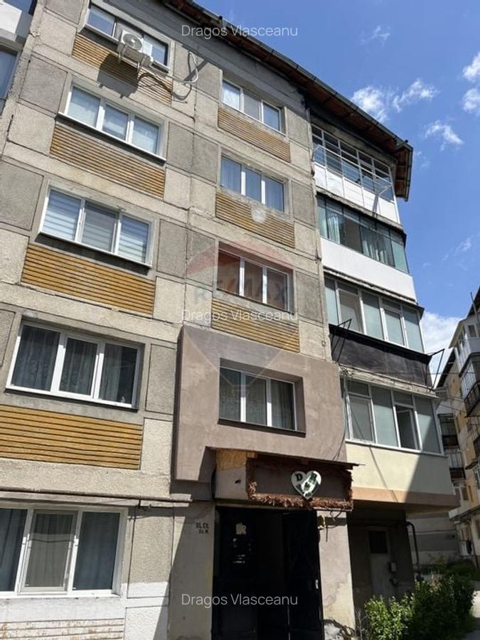 Apartament de vanzare in Campulung - Etajul 1 - 11