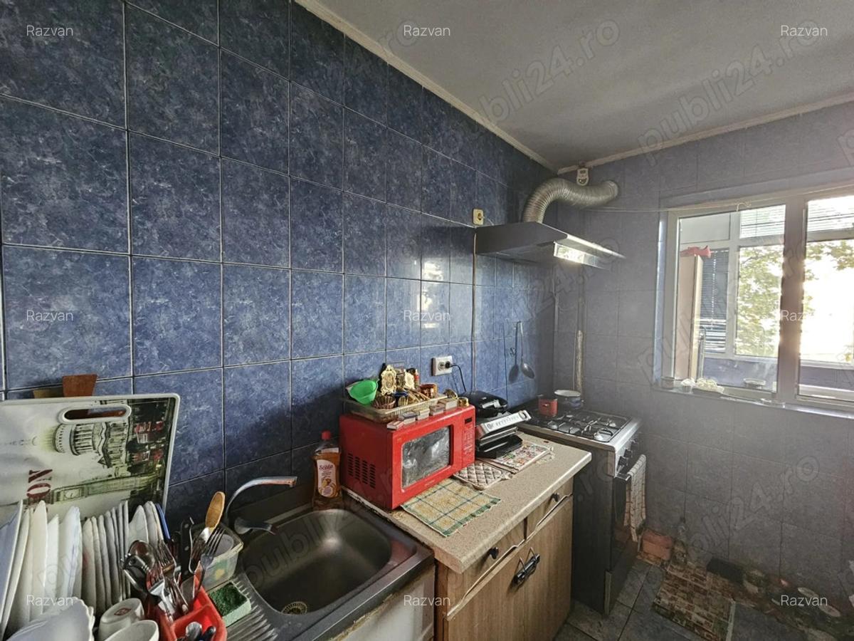 Dristor apartament 3 camere,anul 1985 - 4 Dristor apartament 3 camere,anul 1985 - 4