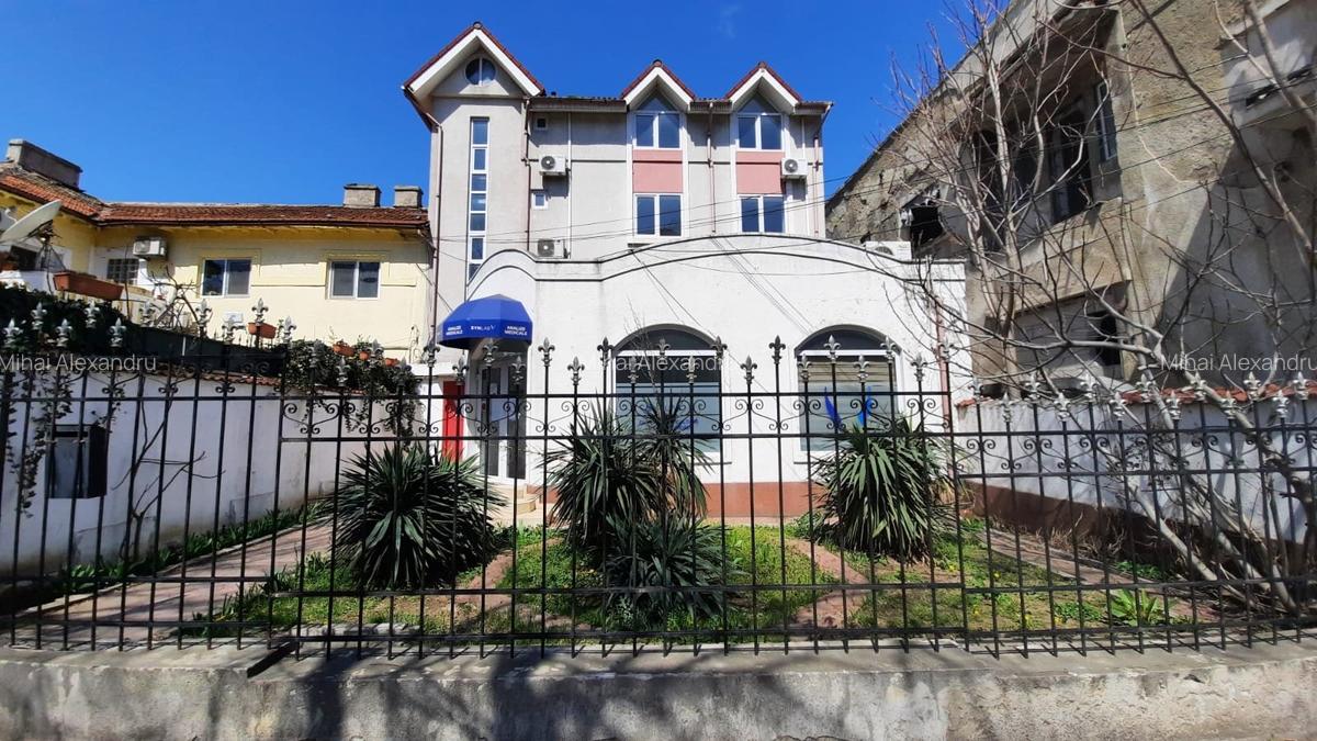 Ferdinand stradal | Vila individuala S+P+2+M | Curte proprie | Constructie 2002 - 2