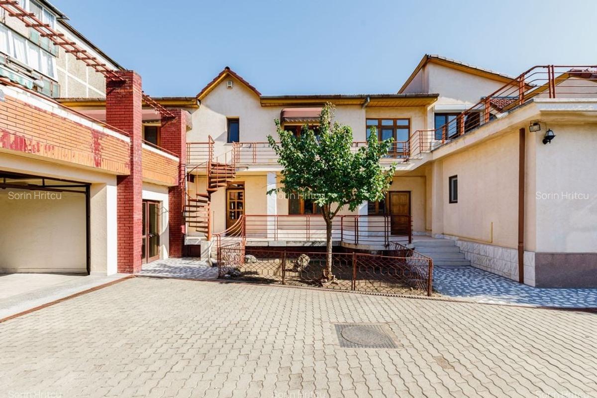 Casă cu etaj de vânzare zona Lipovei - locuință sau spațiu pentru afaceri - 2