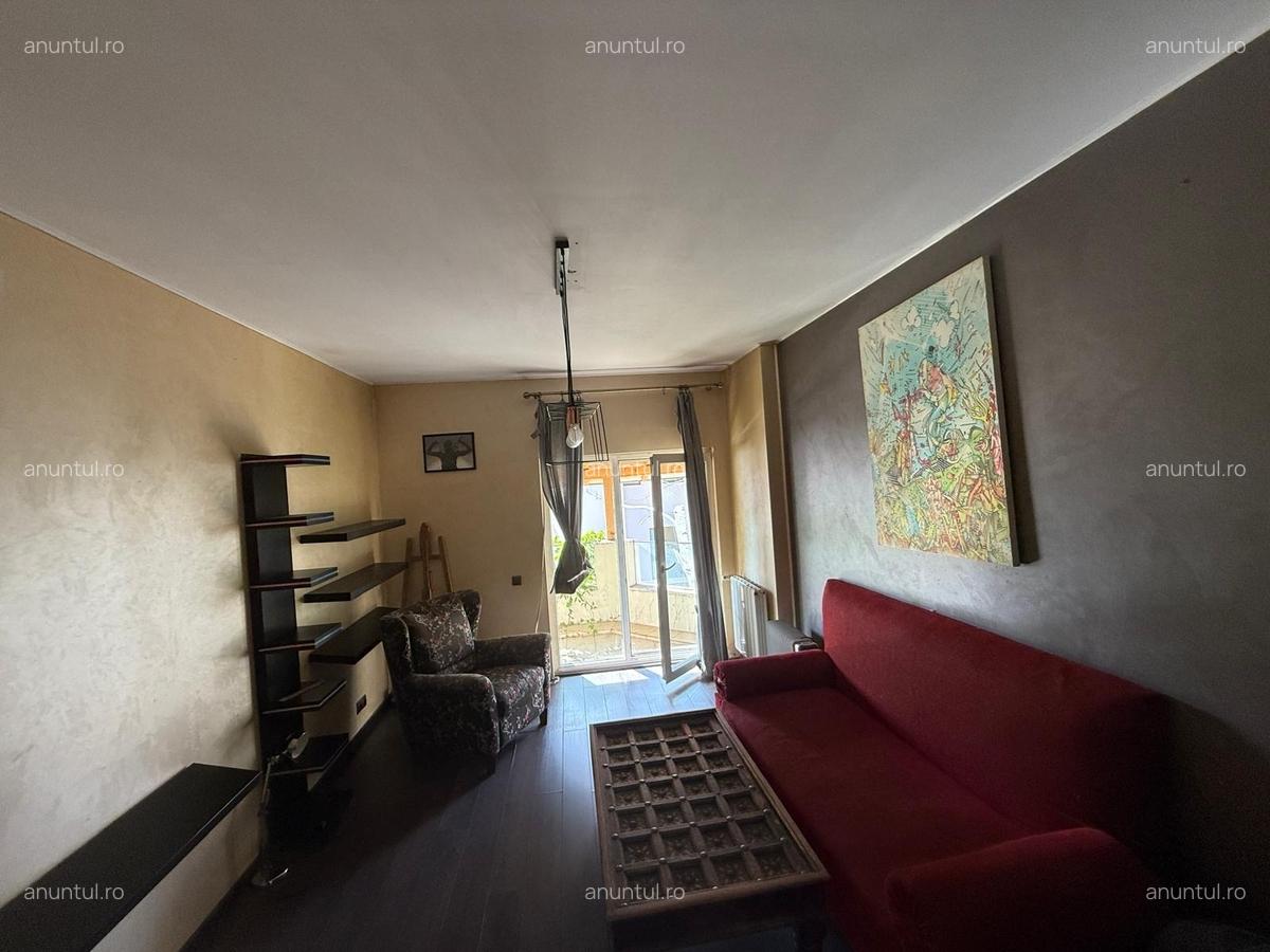 Pipera, Erou Iancu Nicolae - 15