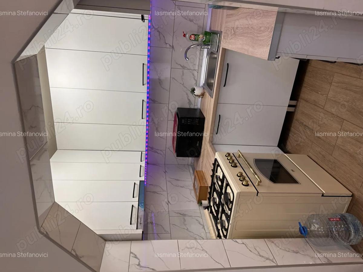 Casa doua camere in curte comuna de inchiriat in Resita - 1