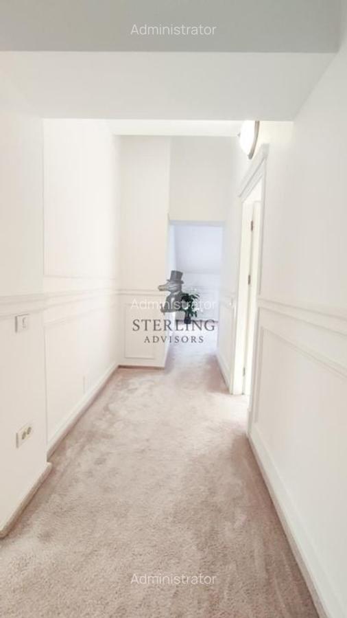 Vila restaurata in cel mai mic detaliu - zona centrala - 36