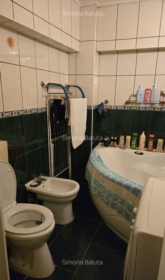 Apartament de vanzare 4 camere Dristor - 7