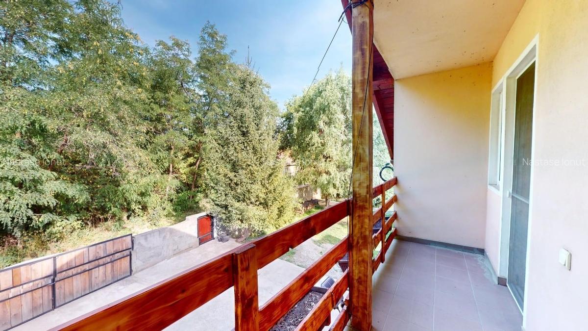 Casa cu curte si gradina, recent renovata, zona linistita, la 15 min de Brasov - 11