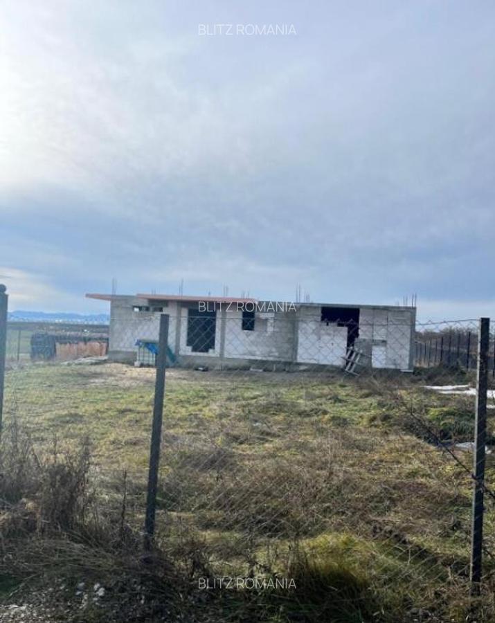 Casa la rosu 160 mp, teren 900 mp, zona Suceava (Moara) - 3