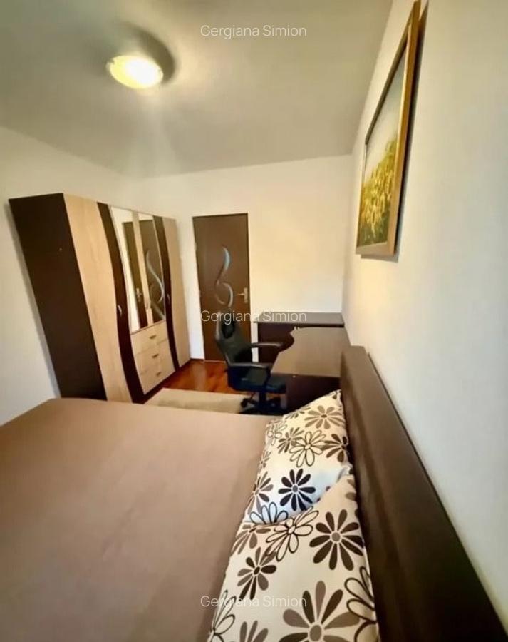 Apartament cu 3 camere semidecomandat, mobilat în Pajura - 4