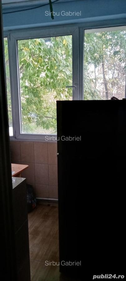 Garsonieră decomandată în Apărătorii Patriei - 4