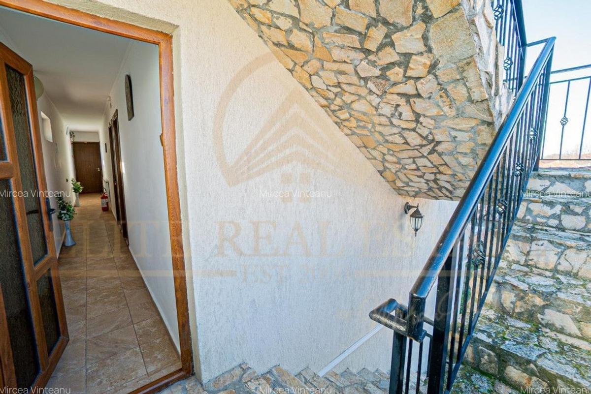 Vila turistică complet funcțională! - 10