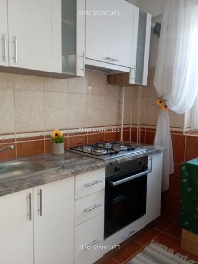 Închiriez garsonieră confort 1 - 7