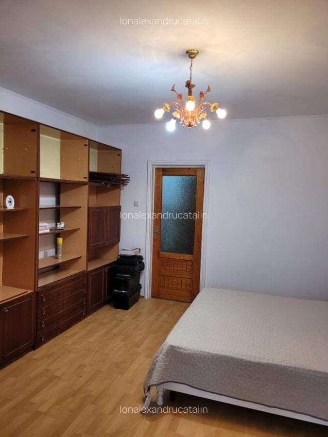 City Park Mall - Garsoniera decomandata mobilata-utilata termen lung, gaze - 13