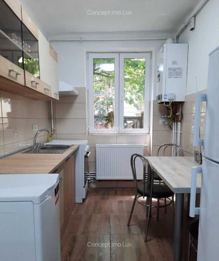 2 camere, Calea Calarasilor - 4