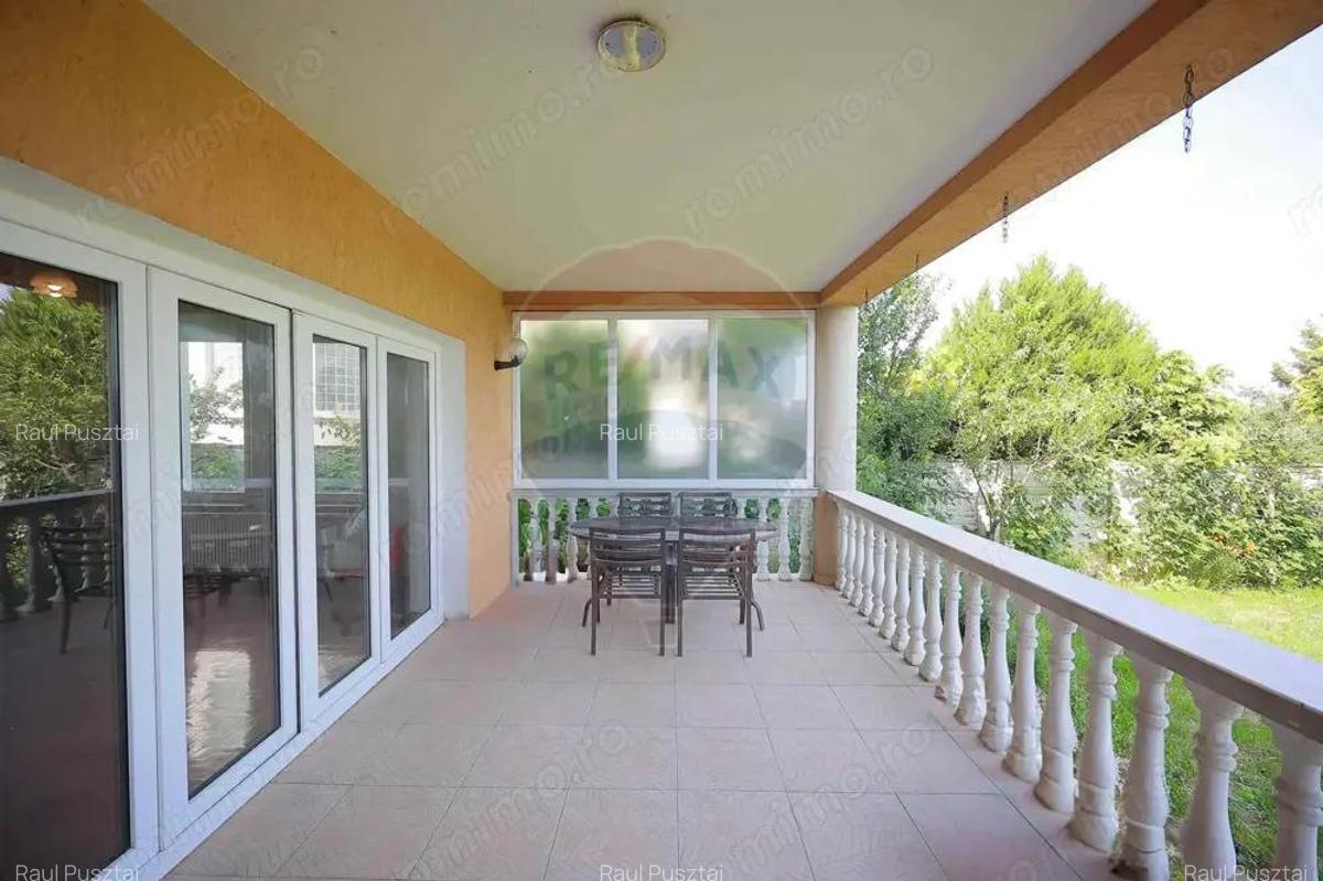 Casa cu 6 camere ?i 1000mp teren de vanzare in Sanmartin - 12