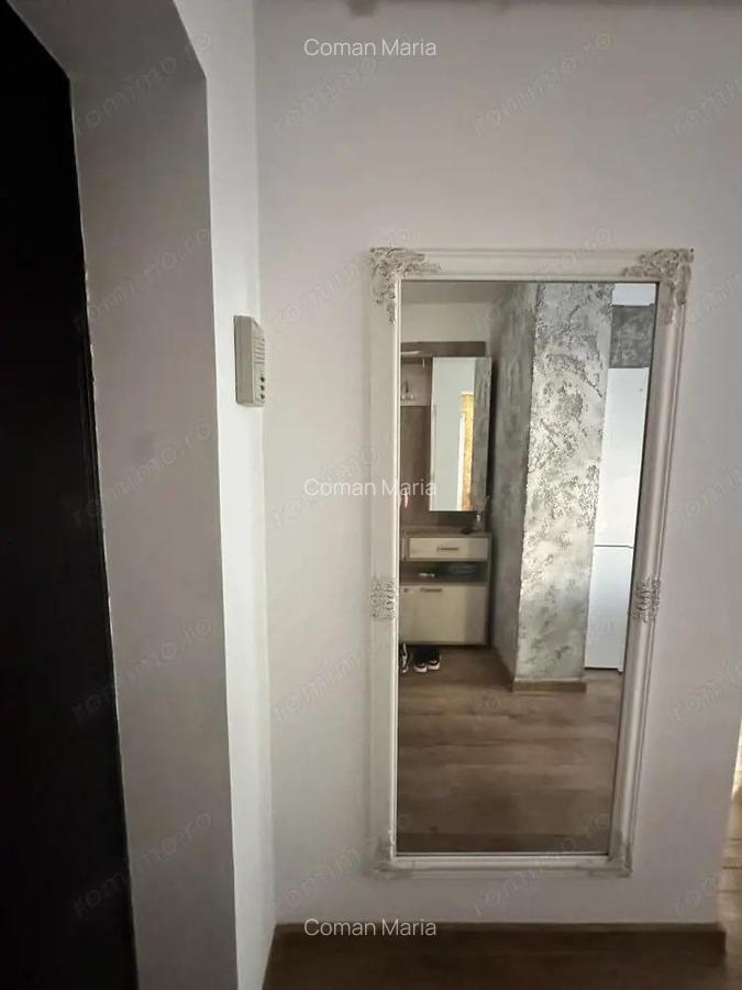 Vand apartament cu 2 camere si garaj - 3