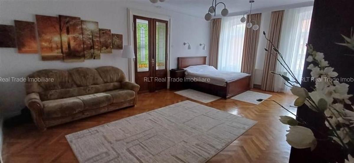 Apartament cu 3 camere circular, mobilat în Centrul Istoric - 3