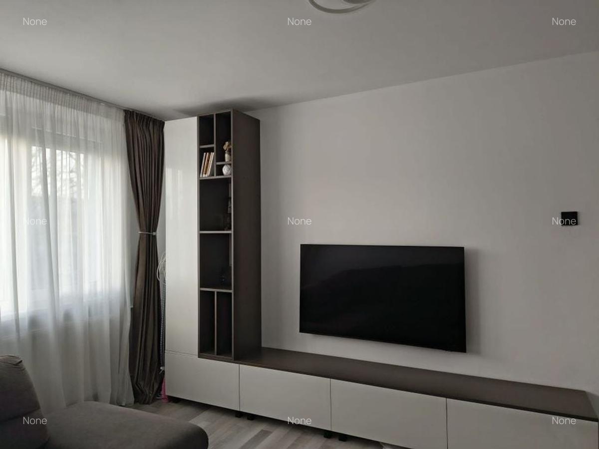 Apartament 4 camere renovat in bloc anvelopat Drumul Taberei - 2