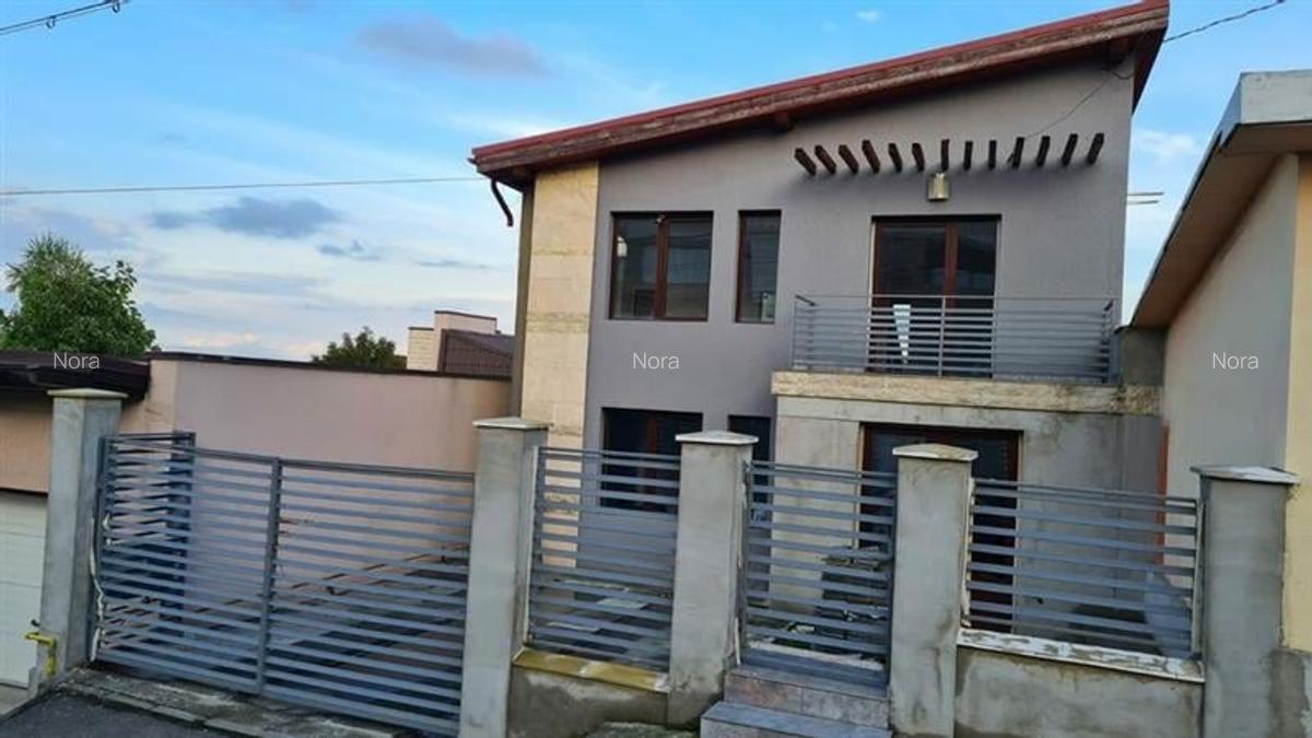 Casa zona Andrei Muresanu - 2