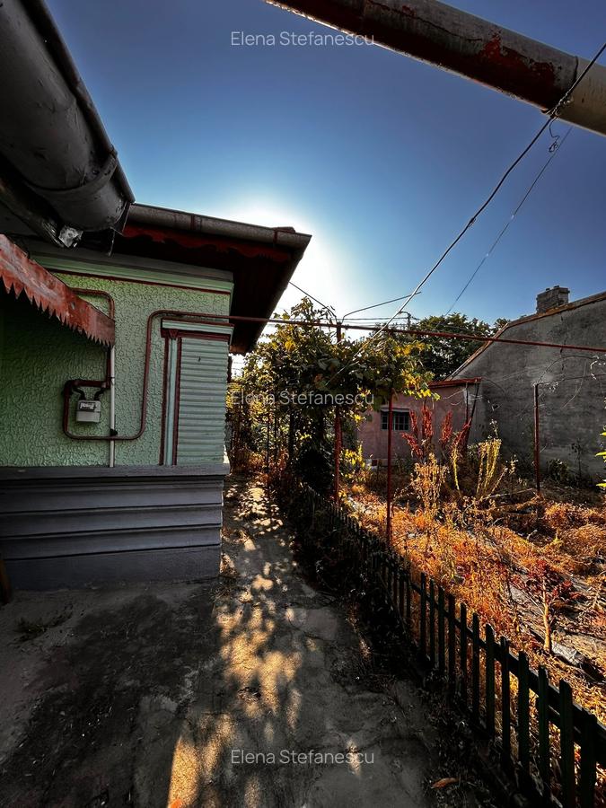București Noi - Laminorului - vanzare casa cu teren 323 mp - 14 mp deschidere - 11