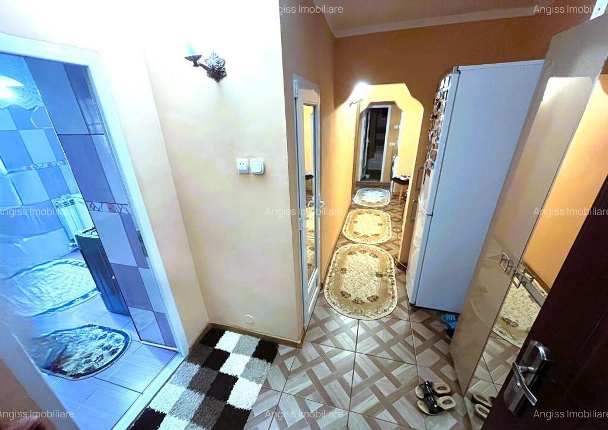 Apartament 3 camere --etajul 2 - E3 - 75mp - 3