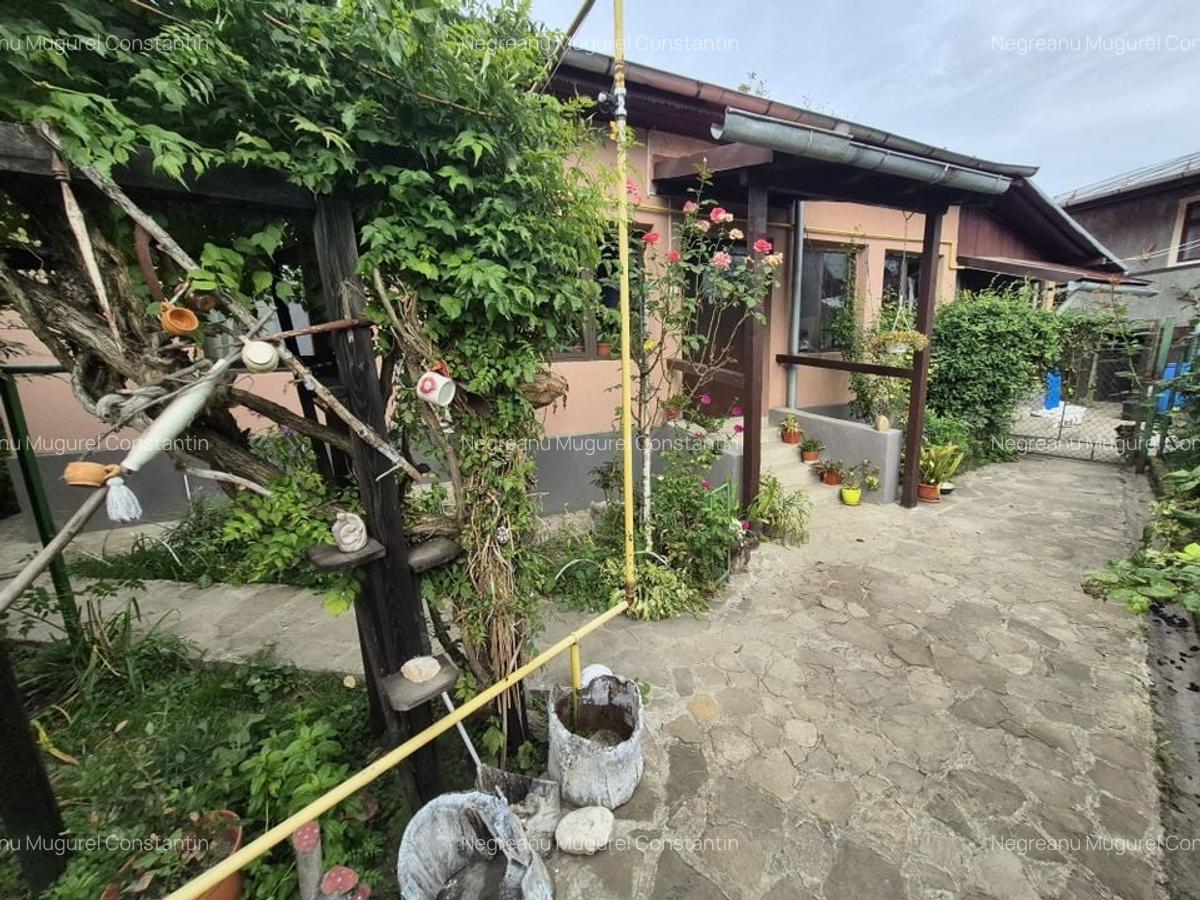 Vila 4 camere + teren 818 mp central Provita de Sus (lângă școală) - 42