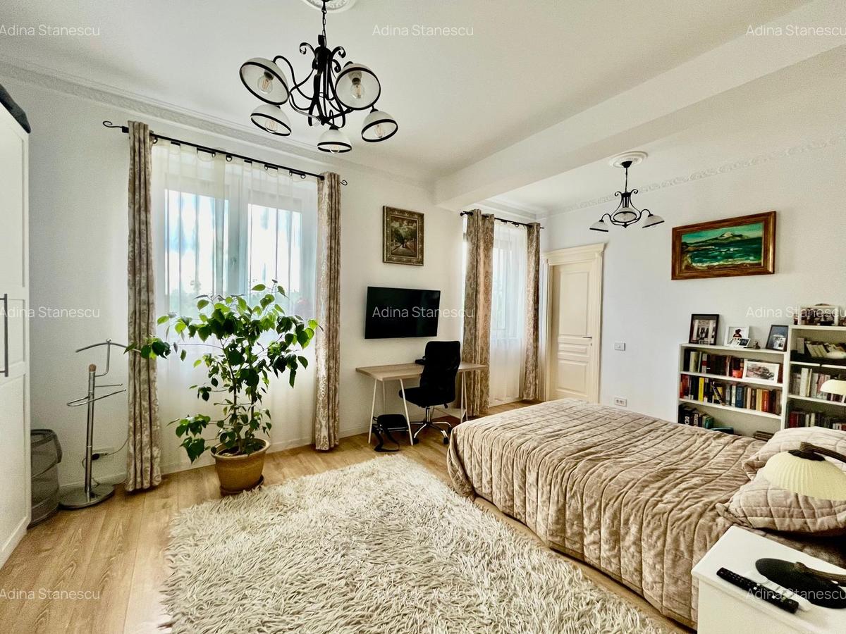 Vila superba cu vedere la lac - posibilitate alipire teren cu iesire la lac - 28