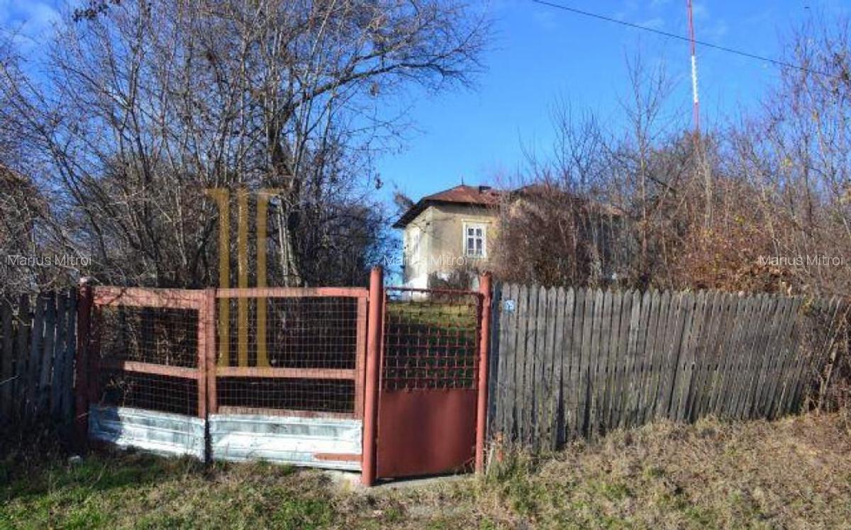 Casa Batraneasca Teren 3000mp - Glodeni Dambovita. - 2
