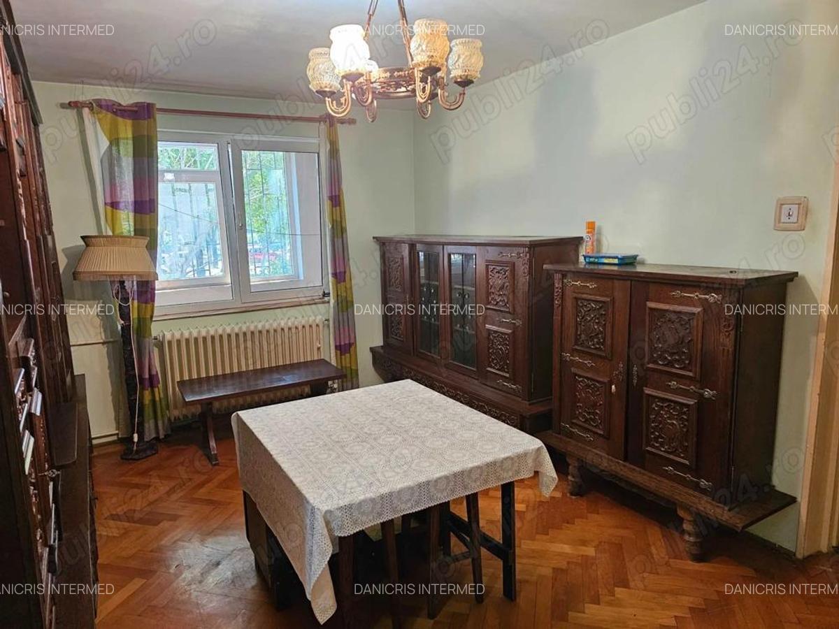 Apartament 2 camere, Tomis III - 1