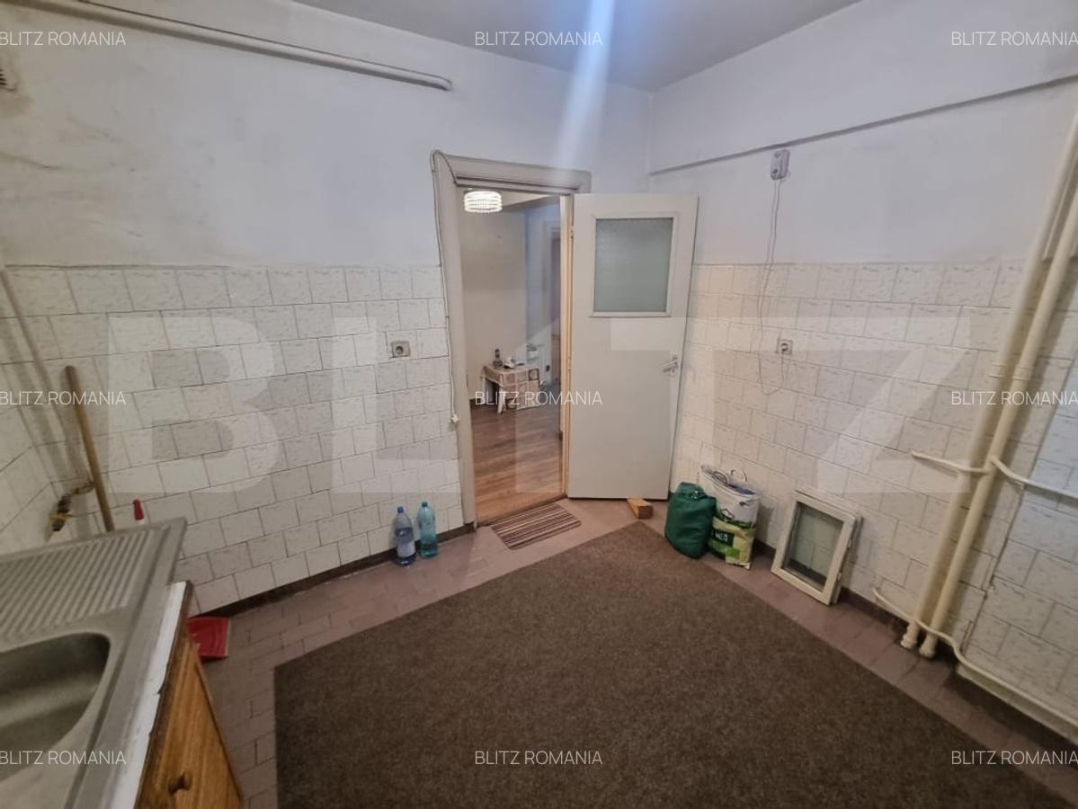 Apartament 4 camere decomandate, Rovine Zona Posta - 7