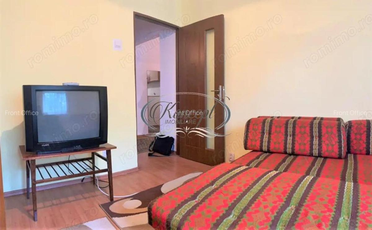 Apartament decomandat la etaj intermediar, zona Parcului Farmec - 1