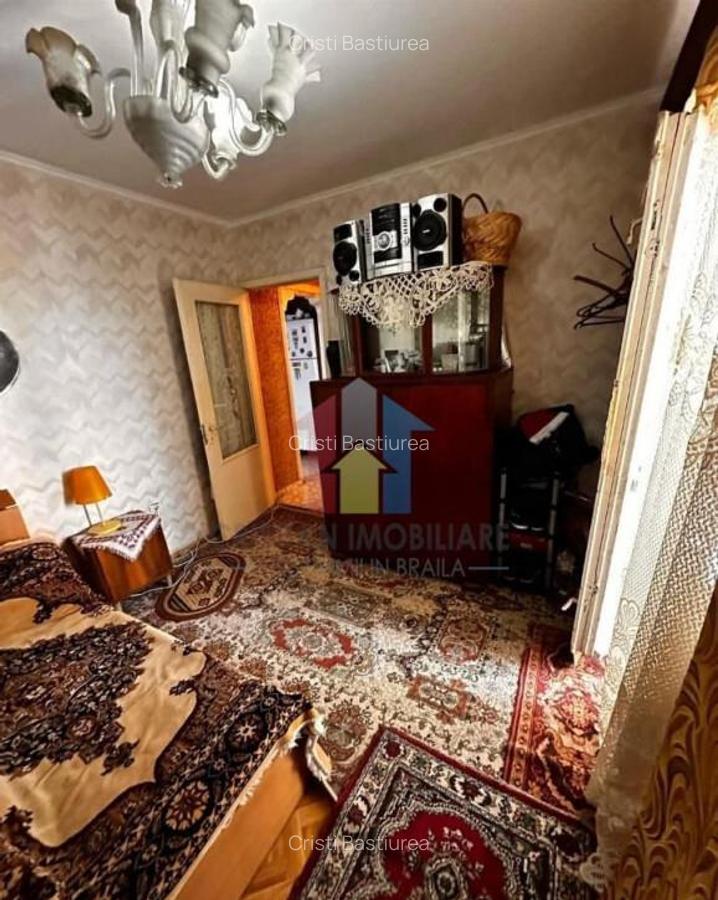 Apartament 3 camere zona Progresu ETAJ 3 - 1