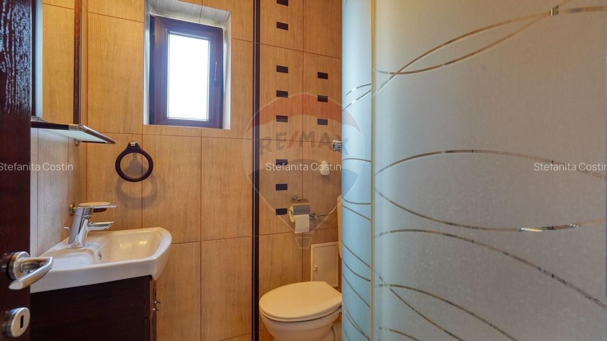 Casa / Vila cu 7 camere de vanzare in zona Tohanita 0% Comision - 20