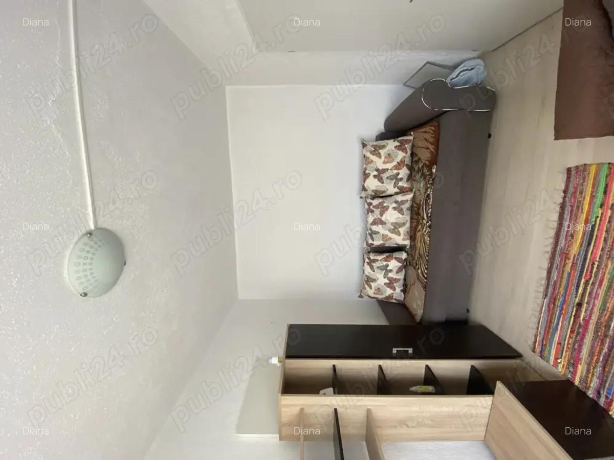 Vand garsoniera cu centrala proprie - 2