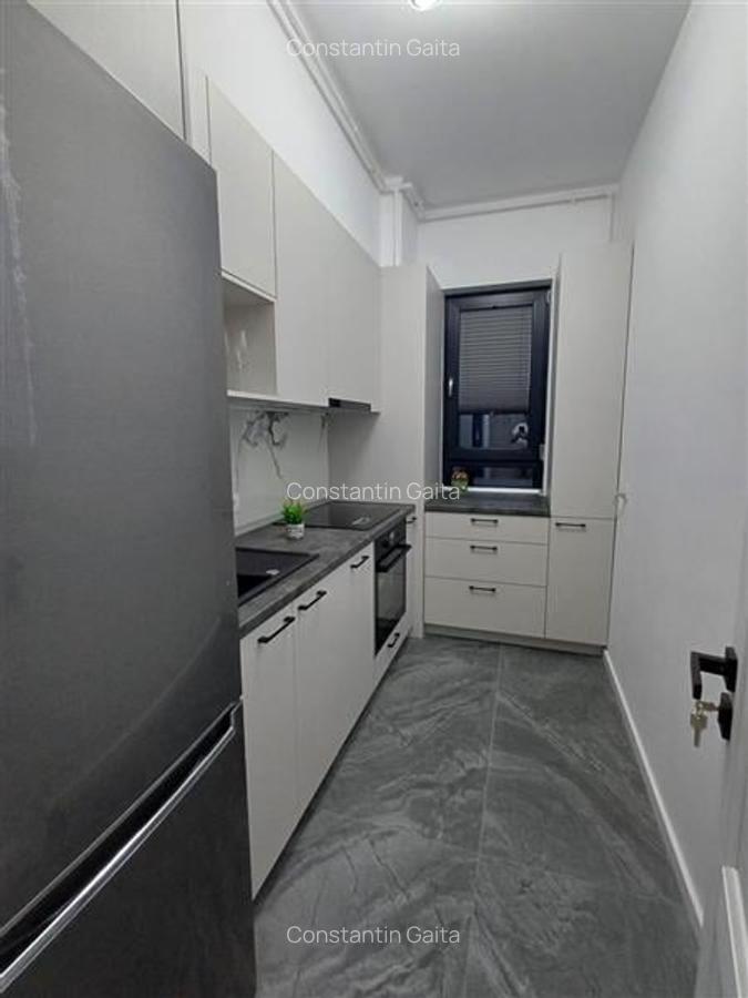 Apartament cu 2 camere decomandat în Sisești - 7