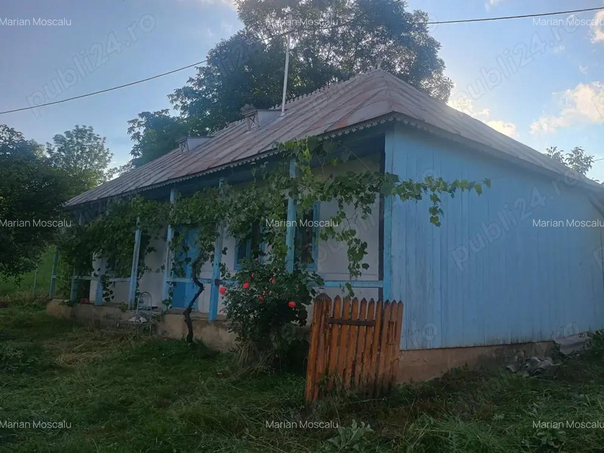 Vand casa plus gradina - 1