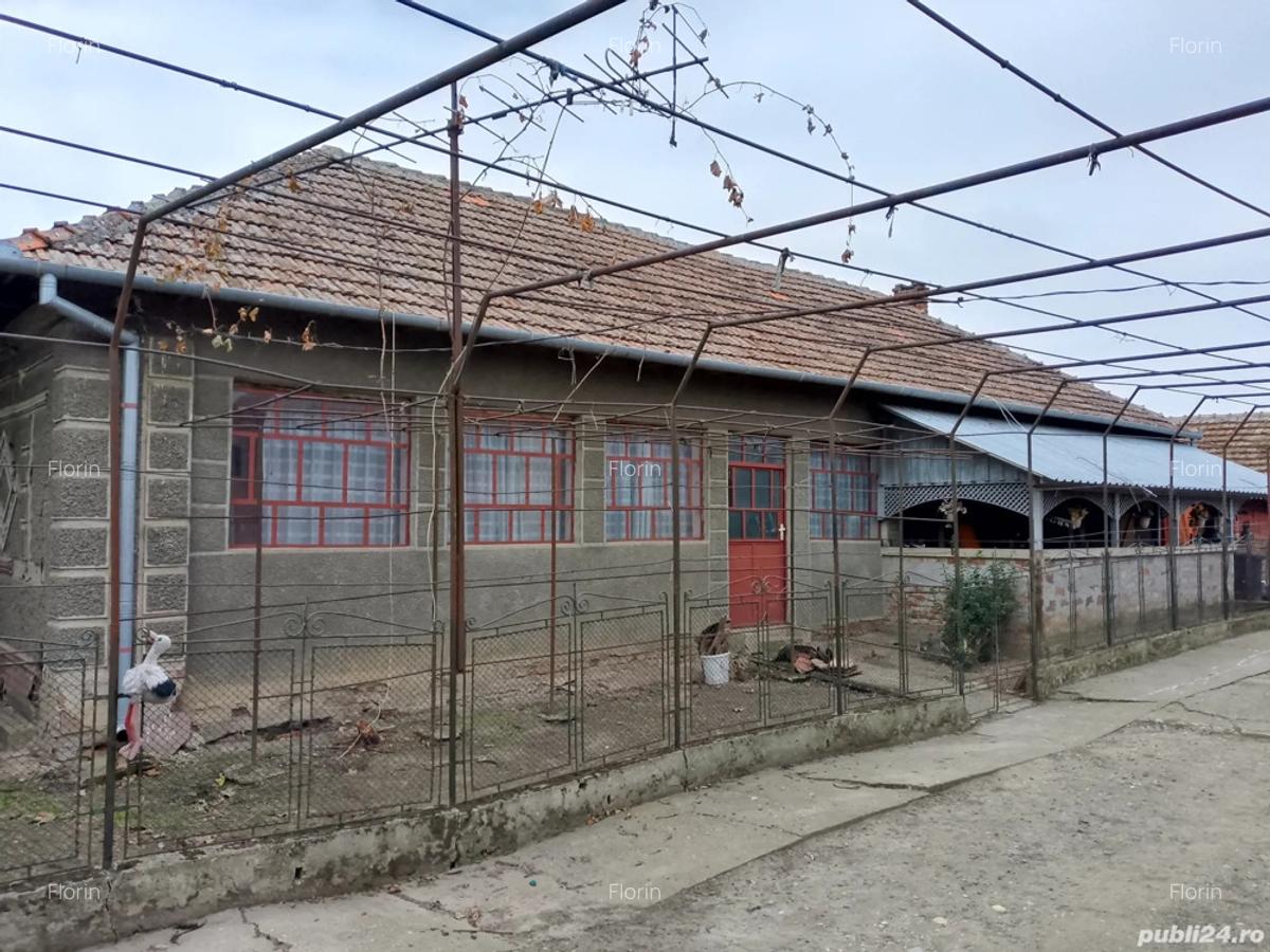 Vand casa in Obad - 2