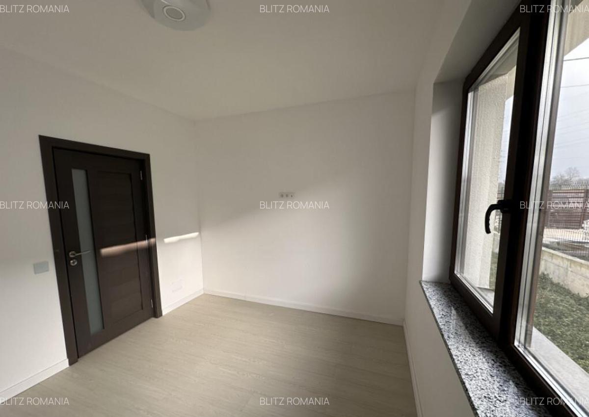 Casa Parter Finisata la Cheie, Living Luminos ?i Curte Ma - 11