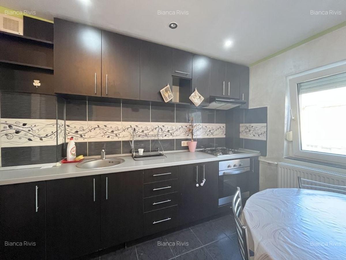 Apartament 2 camere - Calea Aradului,  Piața Verde - 16