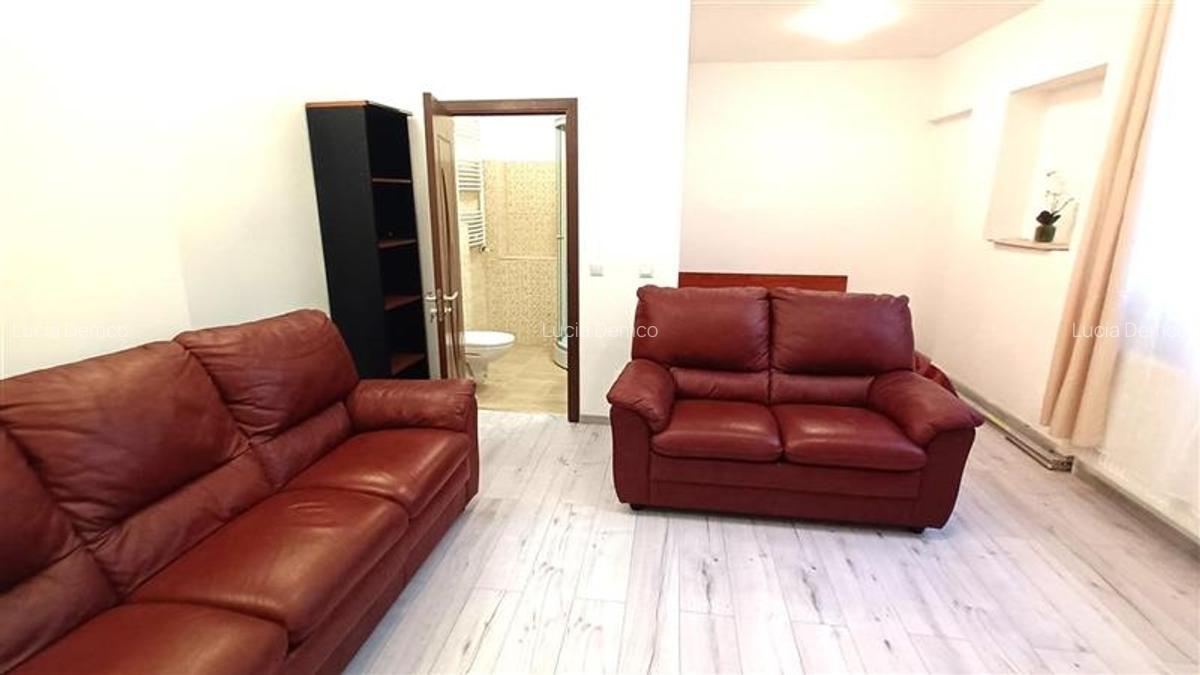 2 apartamente pretabile circuit turistic, Centrul istoric -Strada Postavarului - 8